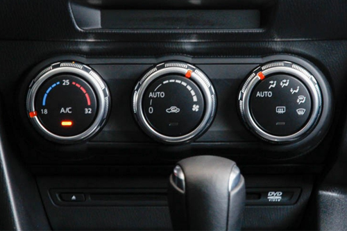 Meo Su Dung Dieu Hoa O To Tiet Kiem Xang Mua Nang Nong