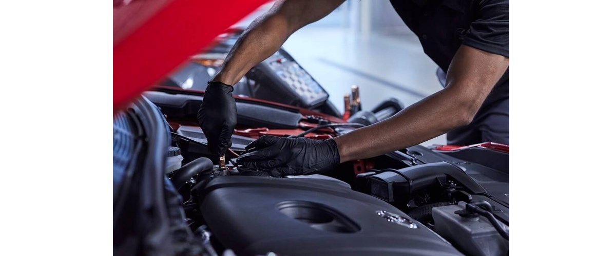 Kiểm tra xe trước chuyến đi xa