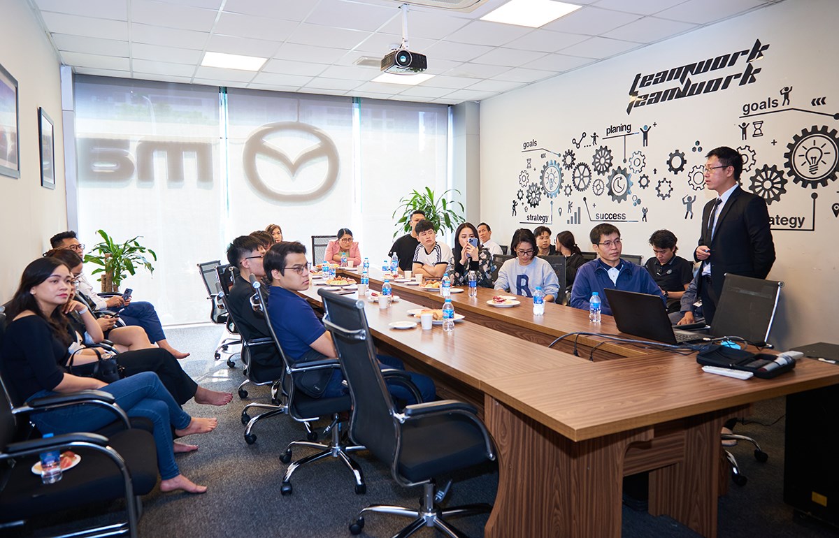 Mazda Car Care chăm sóc xe chuẩn Mazda