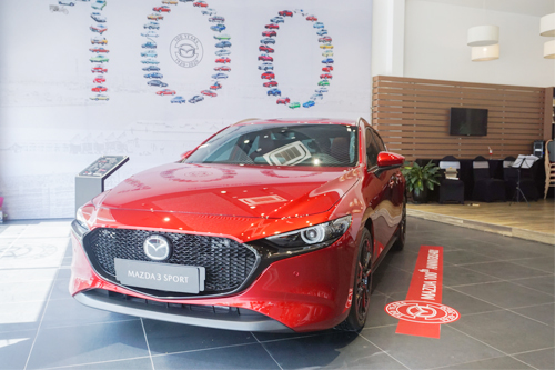 Mazda3 Phien Ban Ky Niem 100 Nam
