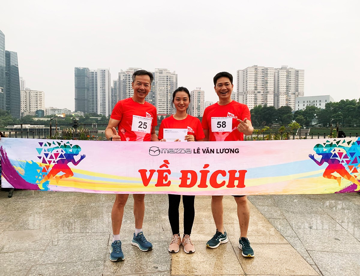 Mazda Lê Văn Lương Marathon tháng 11